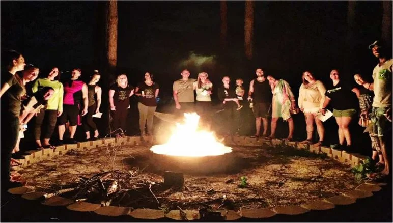 an airbnb where you can have an actual campfire near Orlando, Florida